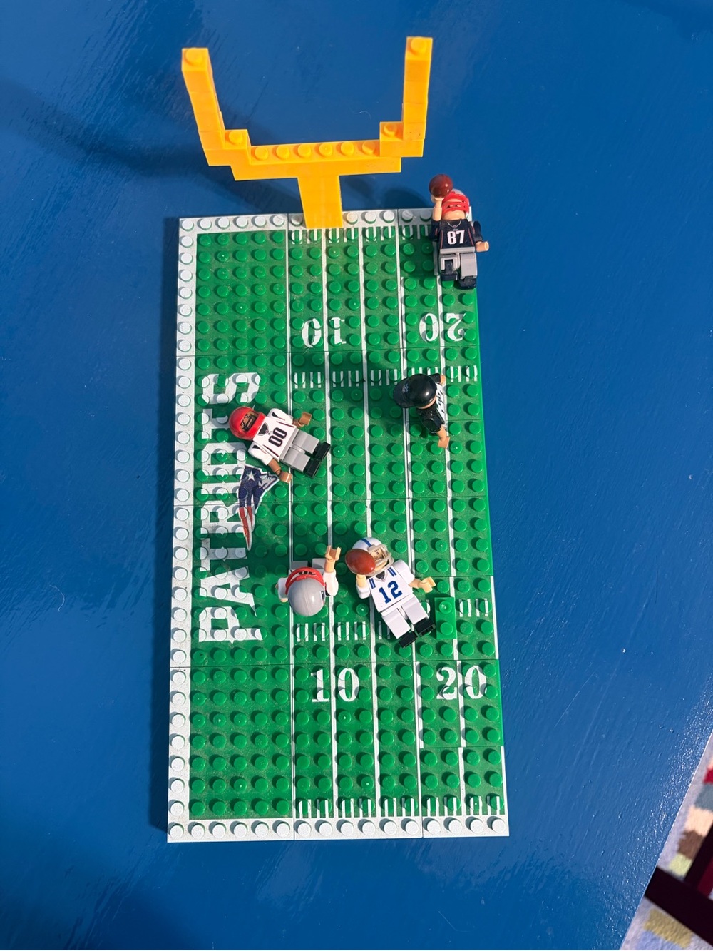 Patriots End Zone Building Block Playset with Yellow Goalpost